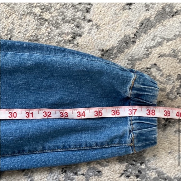 BLANK NYC High Waisted Denim Joggers - Picture 7 of 9